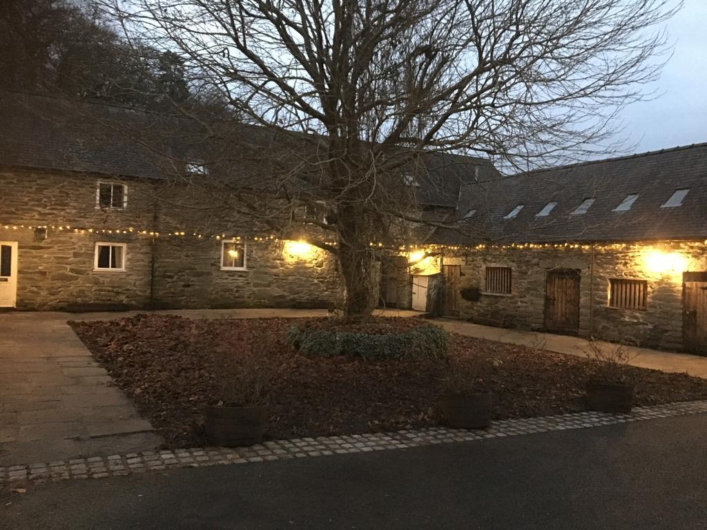 Bryn Melyn Farm Cottages 발라 외부 사진
